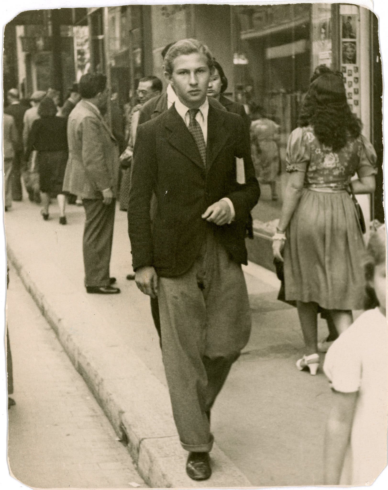 Rosenberg, pictured in 1941 in Marseilles, carried illegal documents and coordinated smuggling efforts with mobsters. Photo credit: Justus Rosenberg.