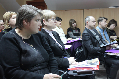 Seminar participants (left to right):  Viktoriya Brachkova, Svitlana Voznyak, Svitlana Korotun, Larysa Kovtun, Zhanna Hudko, Iryna Samokhval, Dmytro Desyatov, Andriy Kinash, and Tetyana Lymar.