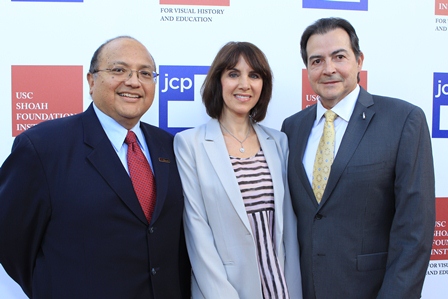 From left:  Richard Vargas, USC Senior Associate Dean for Advancement; Lois Beserra; and Rudy Beserra, Vice President of Latin Affairs for The Coca-Cola Company.