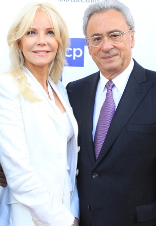Karen Shapiro; and Mickey Shapiro, a member of the Institute's Board of Councilors.
