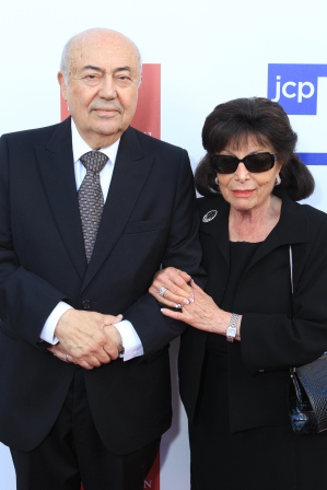 Andrew Viterbi; and Erna Viterbi, a member of the Institute's Board of Councilors.