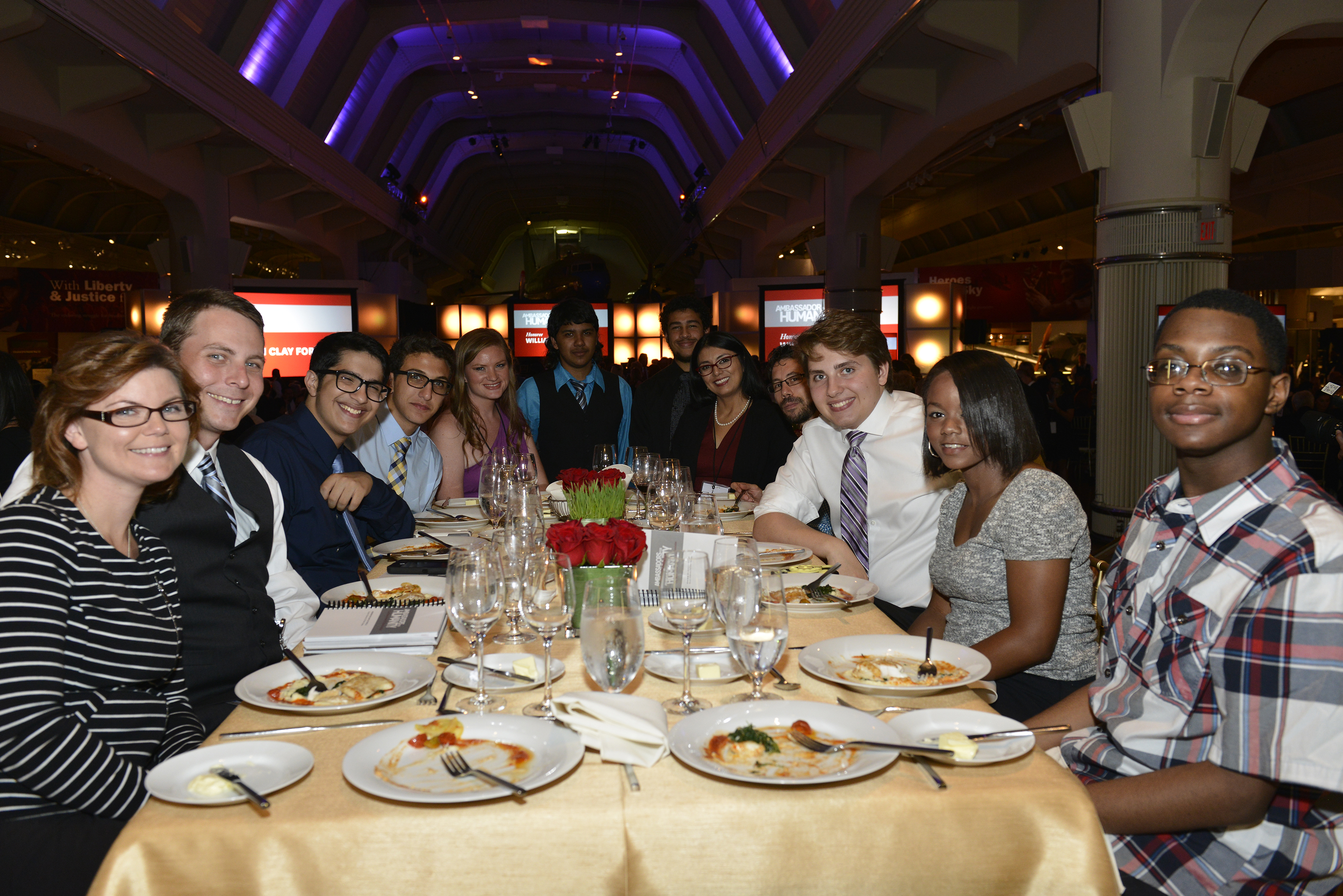 IWitness Detroit students enjoying the gala dinner