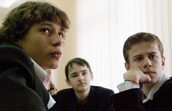 Encountering Memory lesson in Class 9-A, School No. 228, in Kyiv, Spring 2008.