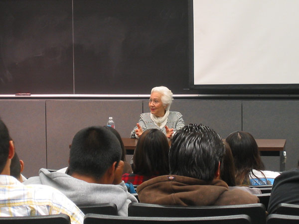 Holocaust survivor Renée Firestone, sharing her story with students from Mission Hills High School of San Marcos.