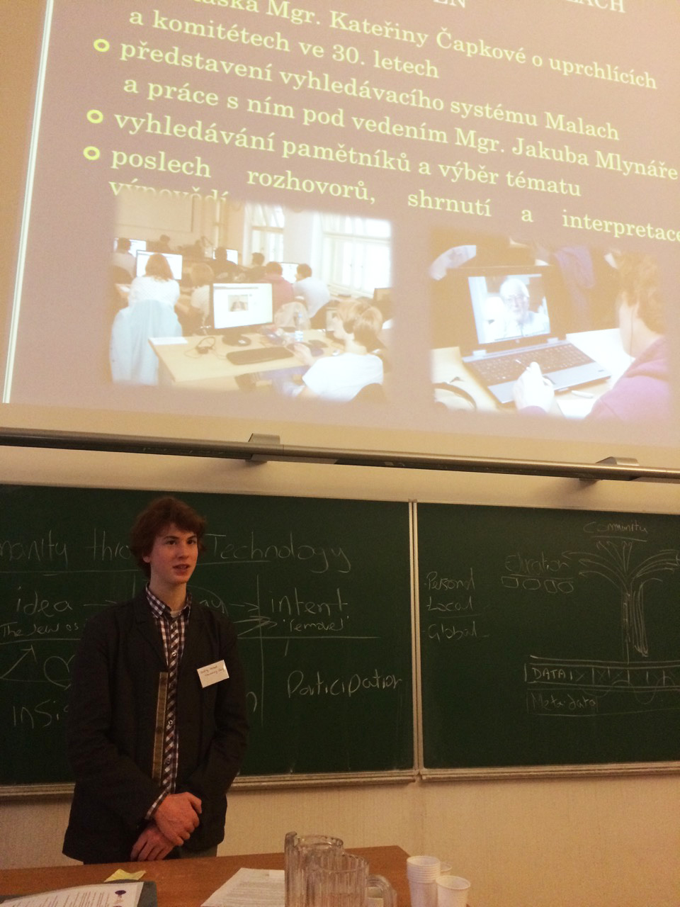 Students of the Lauder school in Prague discuss their experiences with conducting research in the VHA
