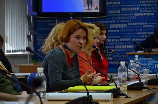 Anna Lenchovska at the roundtable Anna Lenchovska at the roundtable