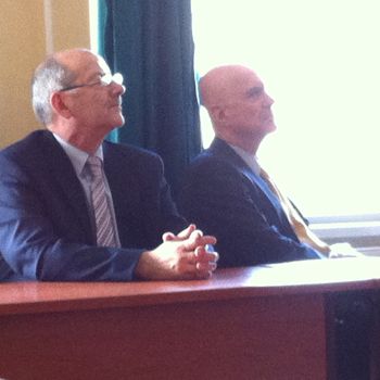 L-R: principal László Somogyi and Israeli Ambassador Ilan Mor