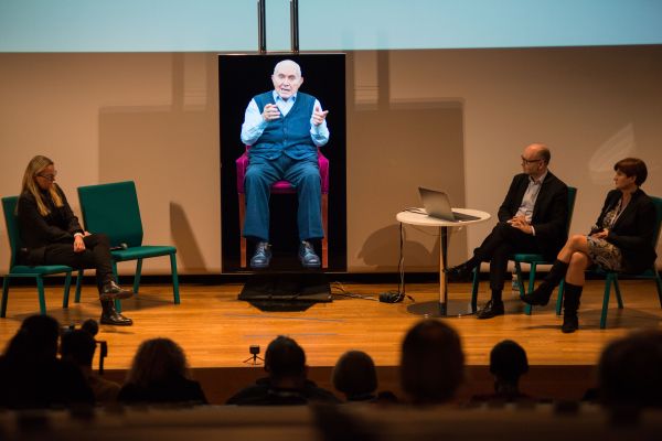 Stephen Smith and Karen Jungblut, both of the Institute, demo Dimensions in Testimony at the POLIN Museum of the History of Polish Jews in Poland.