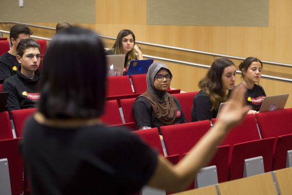 Instructor Lesly Culp speaks with students during USC Shoah Foundation's junior intern program.
