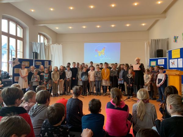 The students in Cottbus, Germany who participated in The Butterfly Project.