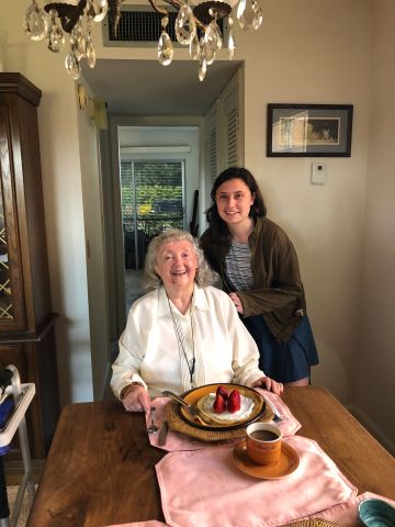 Kyra Schulman and her grandmother, Yvette Schulman.