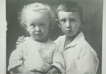Israel Dubner, left, and his brother Yulek Israel Dubner, left, and his brother Yulek